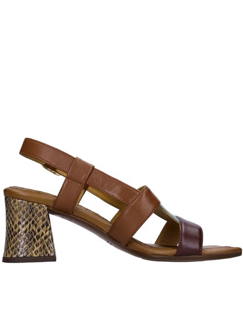  CHIE MIHARA | LALAIA FREYAGRAPE-GRAPE-TERRA